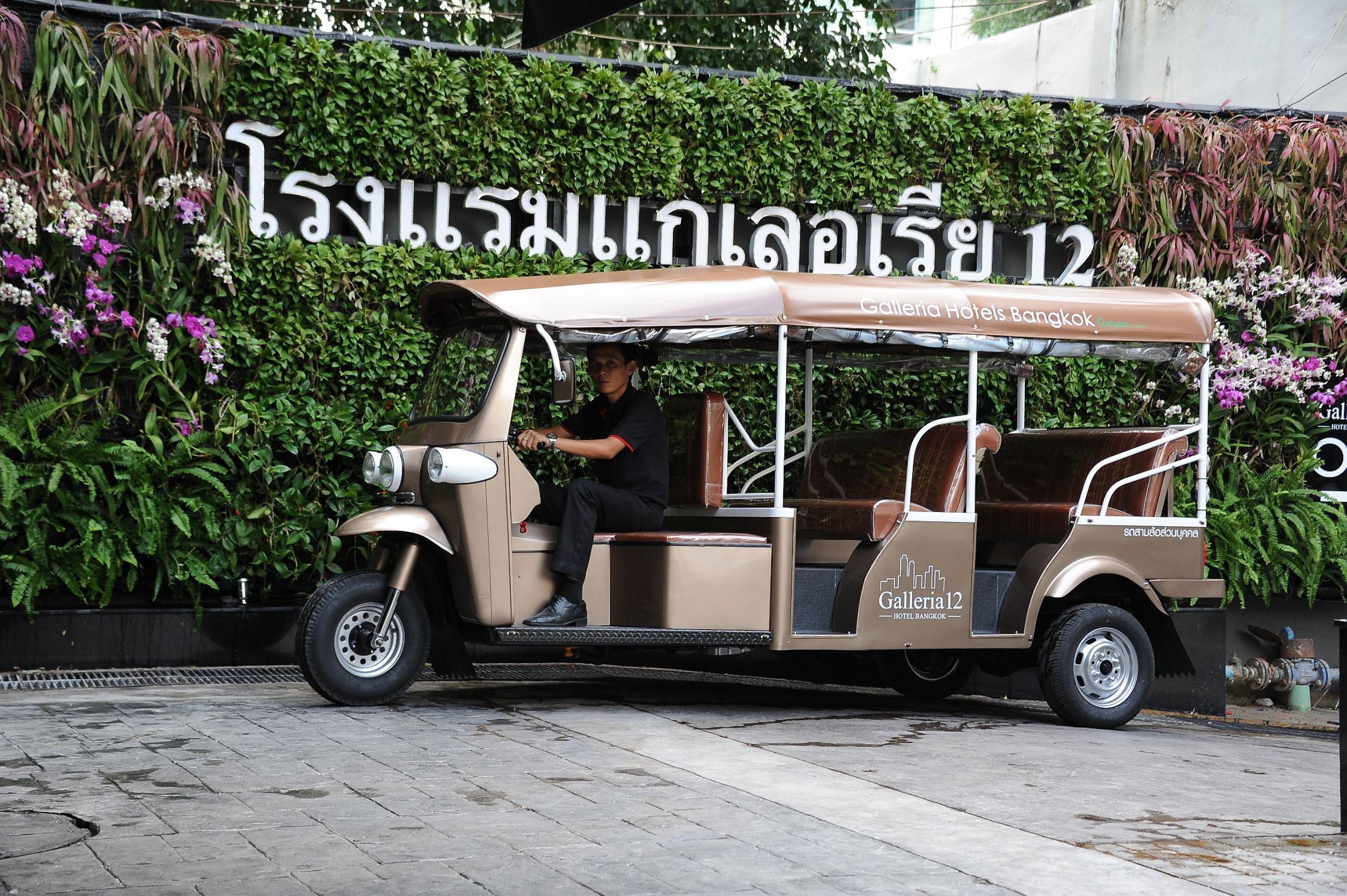 Galleria 12 Sukhumvit Bangkok By Compass Hospitality Ngoại thất bức ảnh